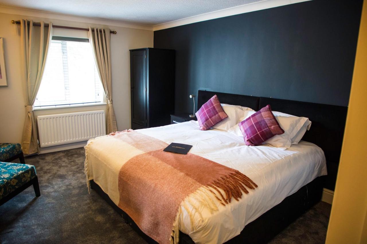 The Charlton Boutique Hotel เชลเทนแฮม ภายนอก รูปภาพ